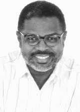 DR. PAULO SANTANA