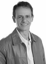 LÉO