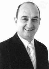 FERNANDO MÜLLER