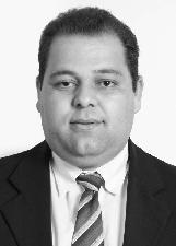 DANIEL VAZ