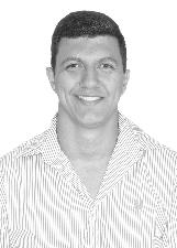 ROBERTO CESAR PE DE CHUMBO