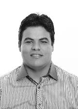 MAX TUBIRA