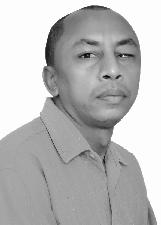 PROFESSOR EDMAR