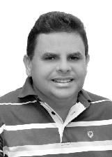 NILDO DA FARMÁCIA