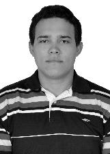 ROBERTO QUADROS