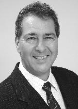 DR FERNANDO