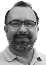 PROFESSOR HENRIQUE