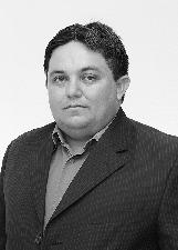 CARLOS CEZAR