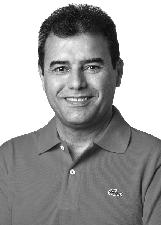 PROFESSOR JOSIVAN