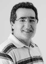 JOÃO HOLANDA
