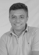 DOMINGOS SANTANA
