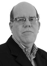 CARLOS OLIVEIRA