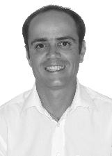 CLAYTON MORAES