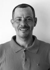 LÉO BAIANO