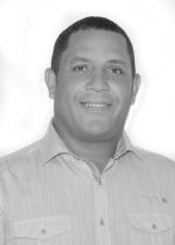 DERNEVAL ALMEIDA SANTANA