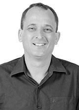 PROFESSOR RICARDO MAURI
