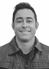 PROFESSOR TAEL MARTINS