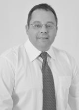 DR. ANDRÉ