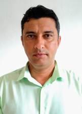 PASTOR LEANDRO
