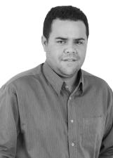 DINHO MALOMBADO