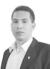 FELIPE CANTUÁRIA