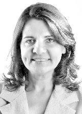 LUIZA NEVES