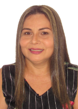 LOURA FARIAS