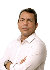 DR CLAUDEVAN