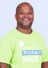LUCAS PINA