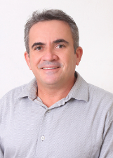 LINDEMBERG MOURA