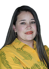 RAQUEL MENEZES
