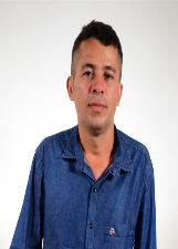 DÊ DA RAIZ