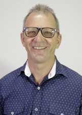 VALÉZIO ARMANI
