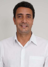 PASTOR RENATO