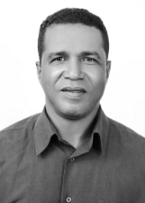 LEVI BORRACHEIRO