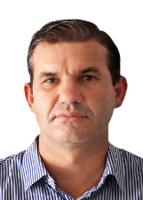LEO PINTOR