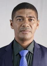 TONY CAMPOS