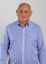 NETO CANTADOR
