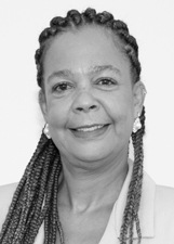PROFESSORA SIMONE CARVALHO