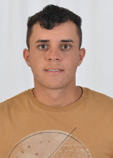 LÉO OLIVEIRA