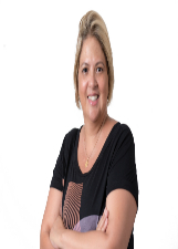 CLÁUDIA TOLENTINO