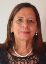 PROF. REGINA BERNARDES