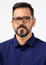 PROFESSOR CLAUDIO