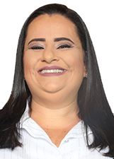 RENATA BENEPLÁCITO