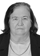 PROFESSORA CARMEM