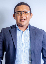 OZIEL MORAES