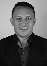 PROFESSOR GILDON FERRO