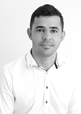 DIONES BRITO
