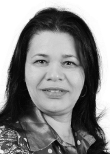 VALÉRIA LIRA
