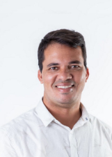 LEONARDO FREITAS